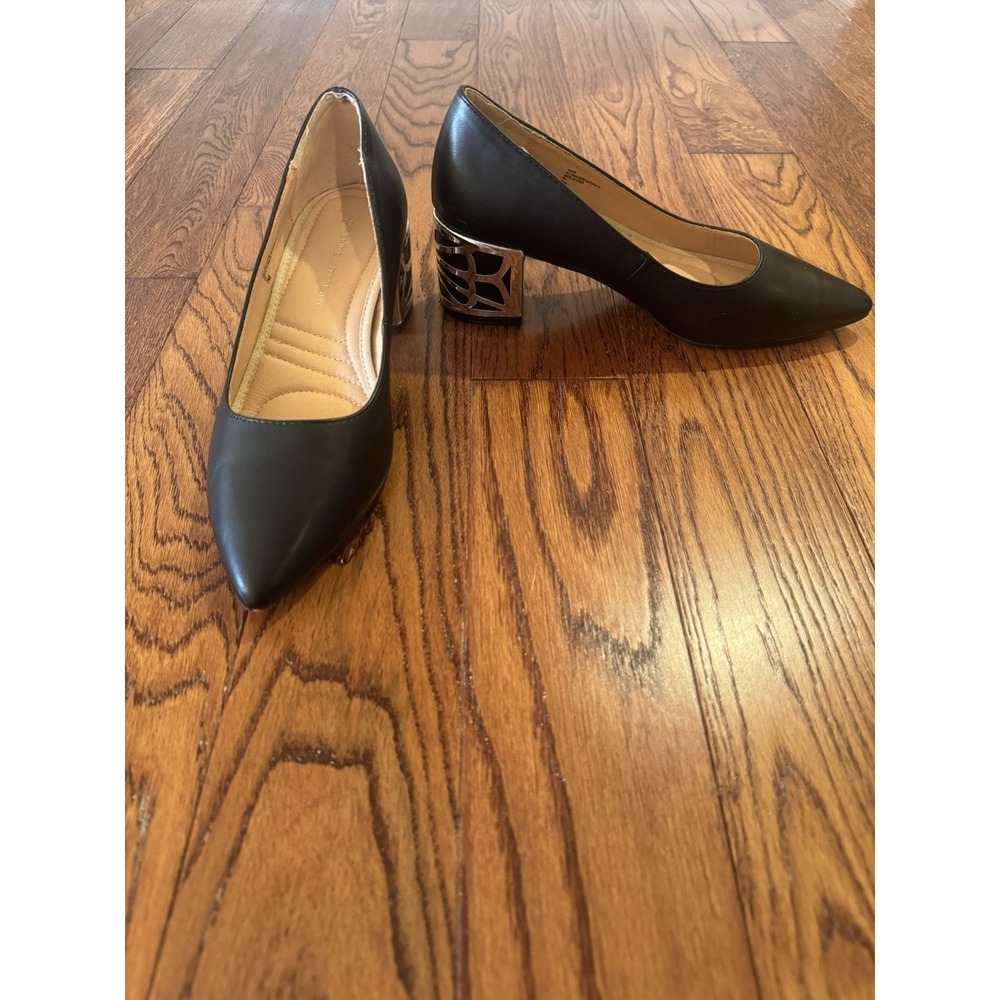 Adrienne Vittadini Black Pointed Toe Pumps Silver Cutout Block Heel Size 7M